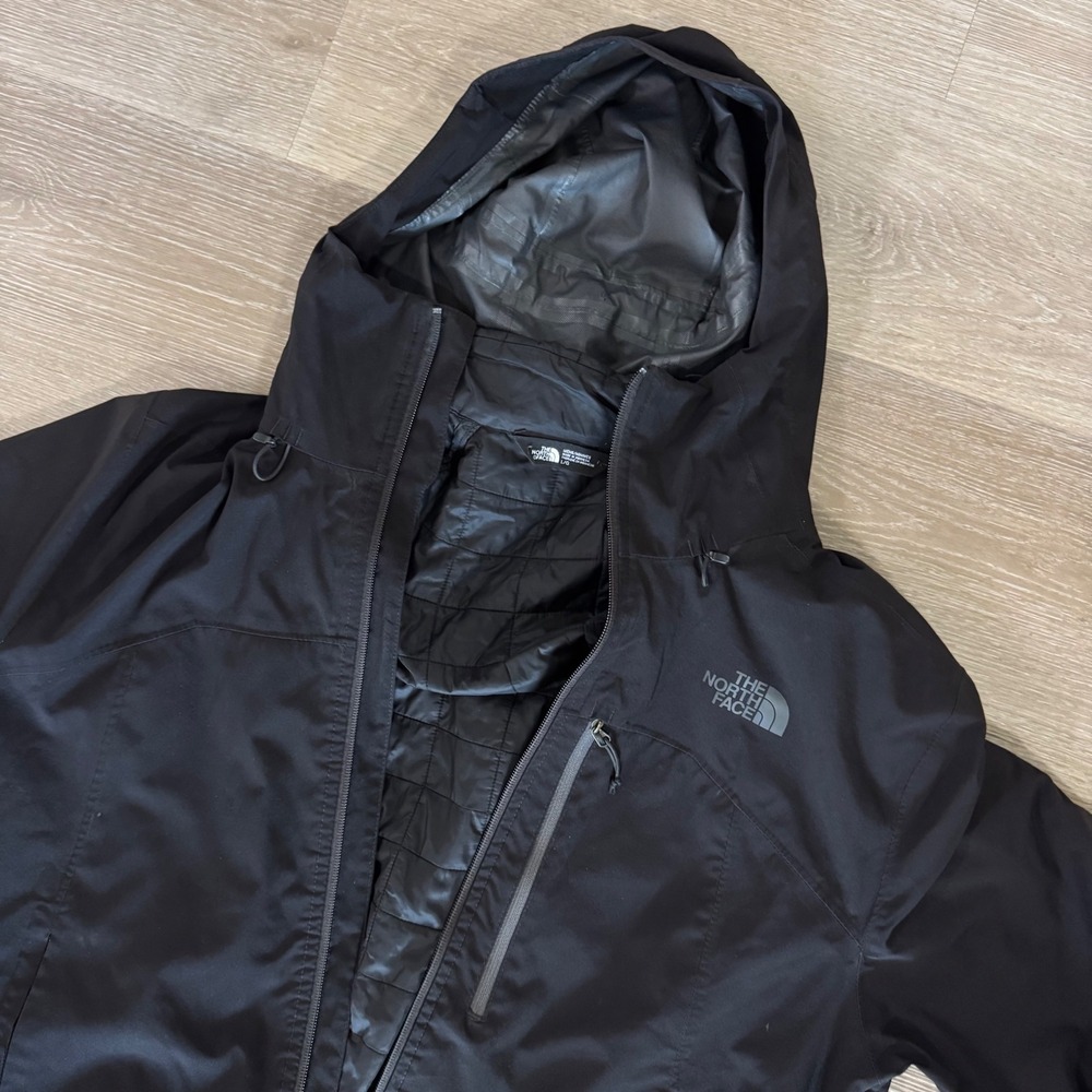 The North Face DryVent Jacket Mens L Black NF0A3ERX Hooded Rain Shell